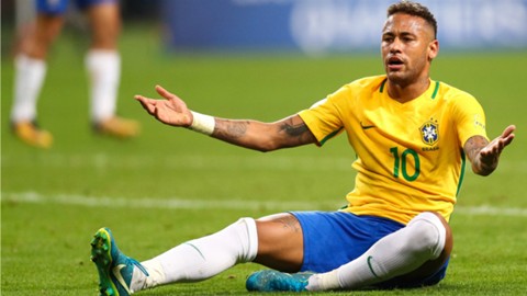 Neymar arriesga perderse el duelo frente a Chile